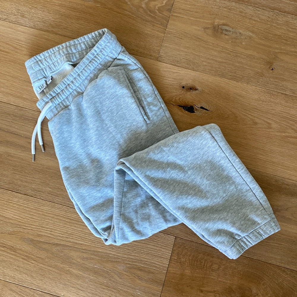 Gap Maternity sweatpants
